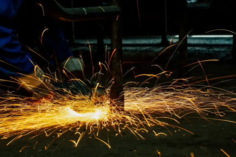Caldeiraria industrial na fábrica da Dayca
